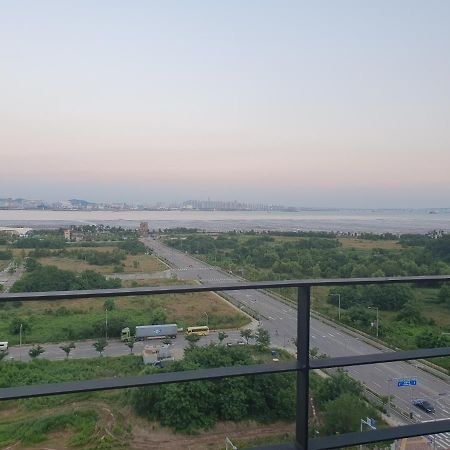 Incheon Rivieraverium Hotel Екстериор снимка