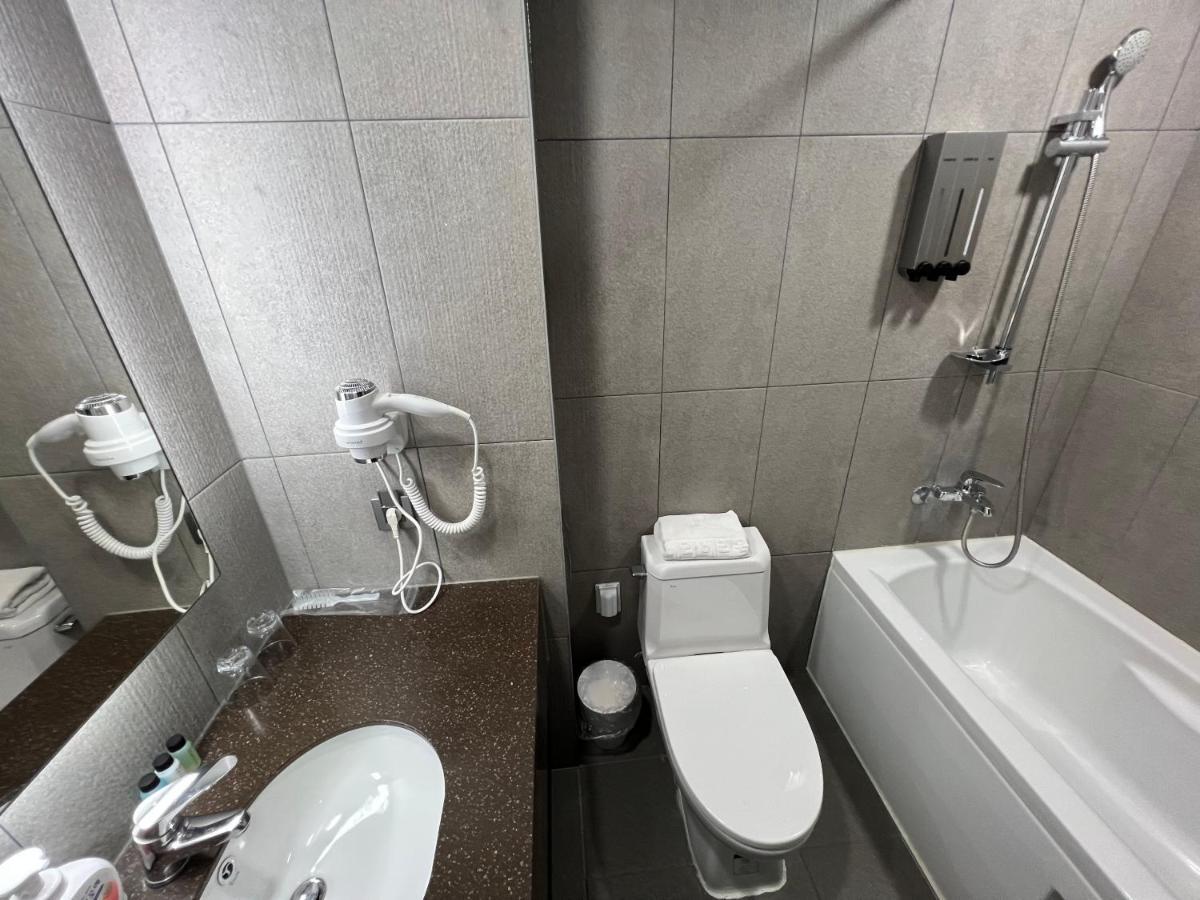 Incheon Rivieraverium Hotel Екстериор снимка