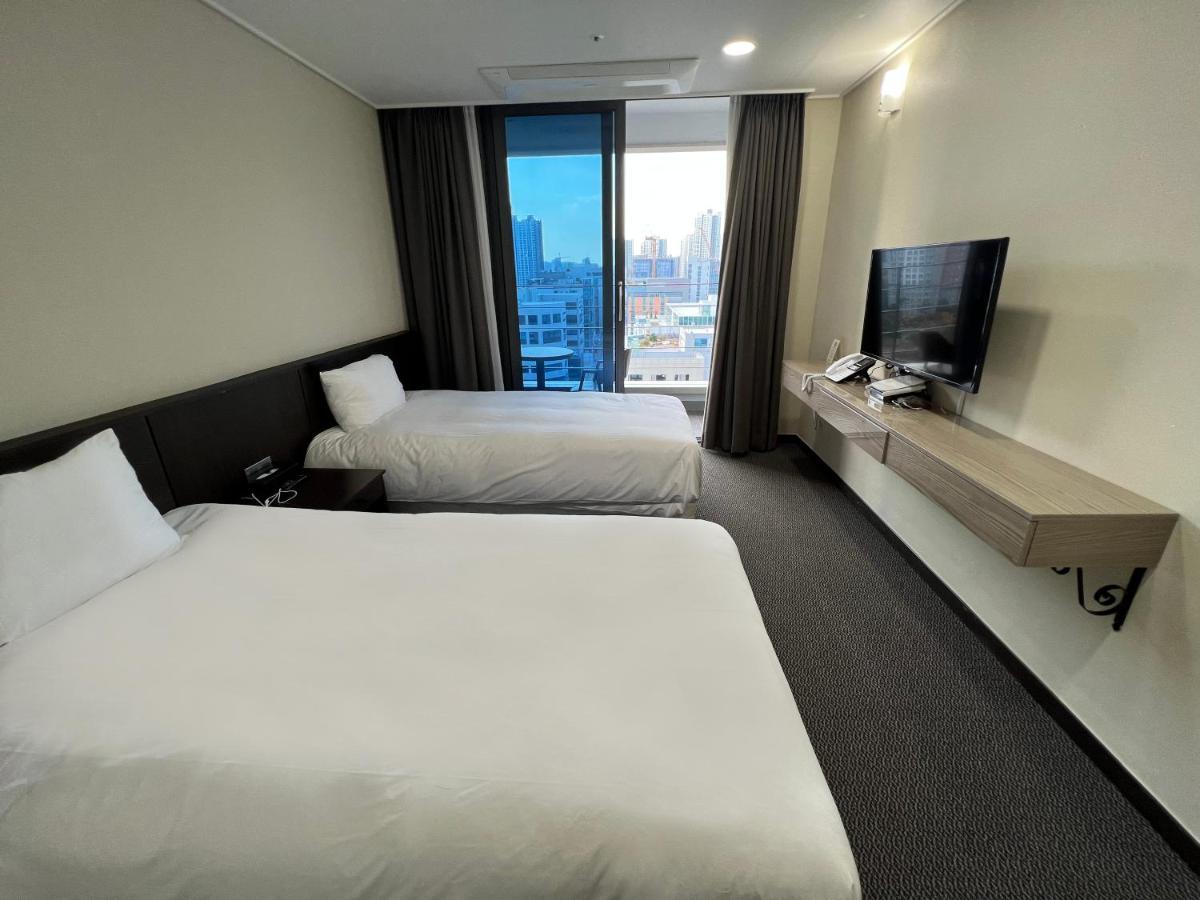 Incheon Rivieraverium Hotel Екстериор снимка
