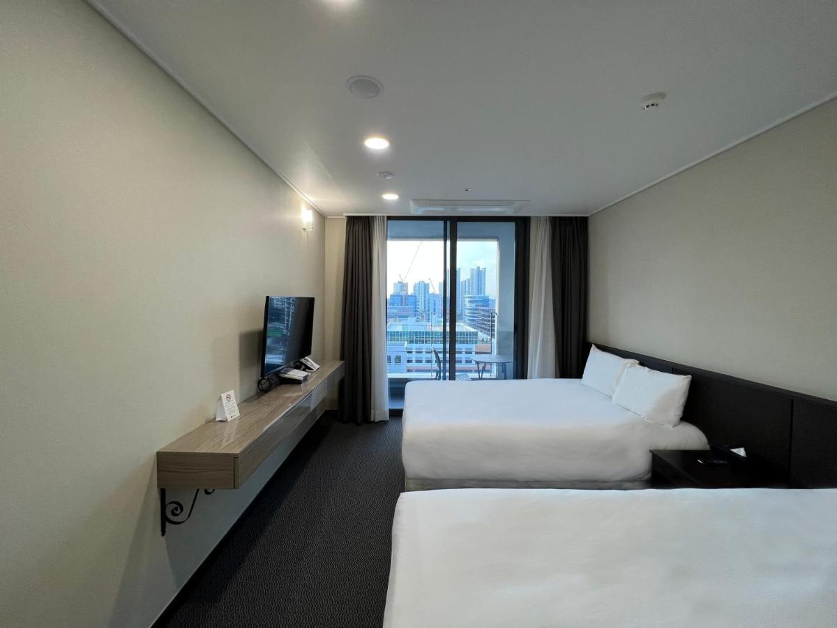 Incheon Rivieraverium Hotel Екстериор снимка